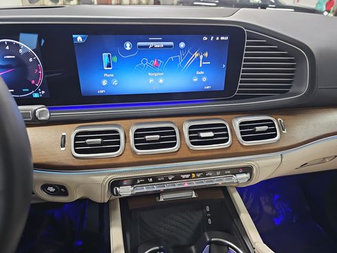 Certified 2024 Mercedes-Benz GLE 580 4MATIC image 21