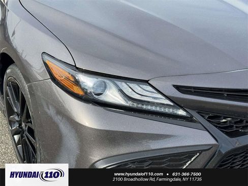 Used 2023 Toyota Camry XSE image 11