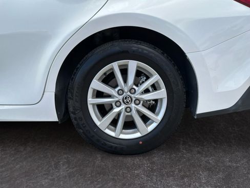 Used 2025 Toyota Camry LE FWD image 9