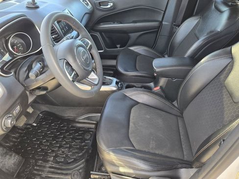 Used 2021 Jeep Compass Latitude image 13