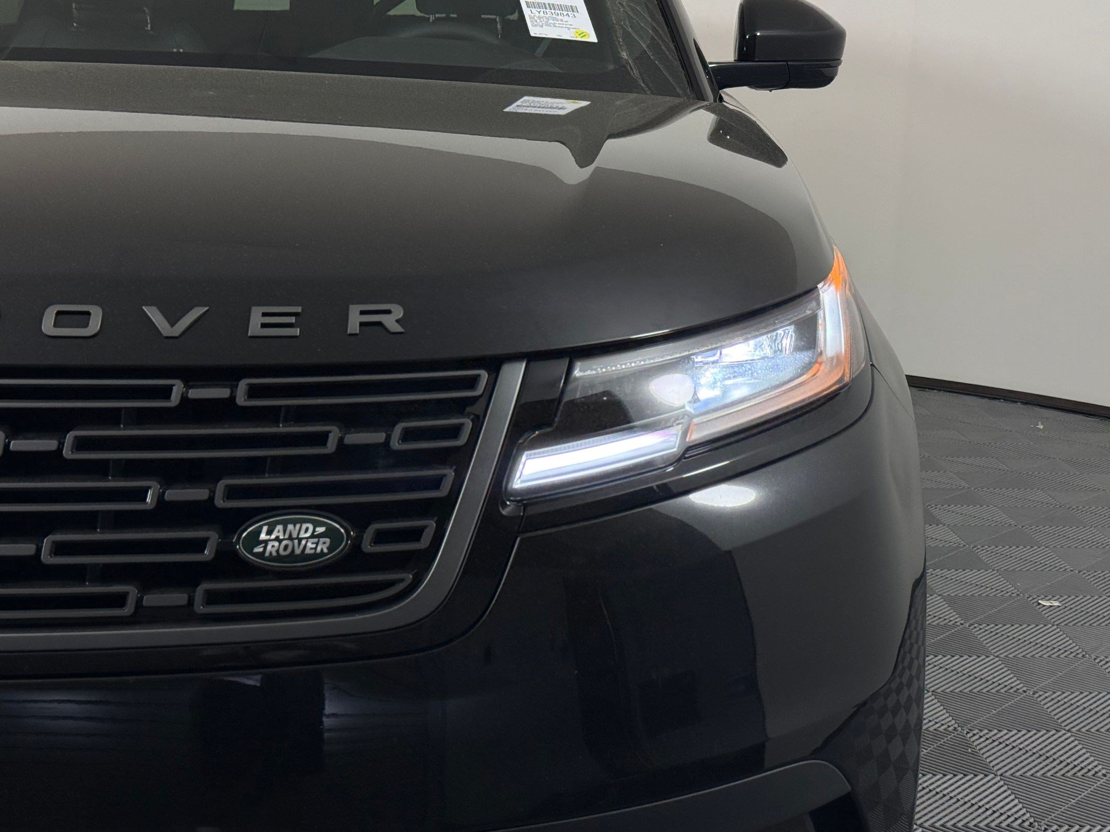 New 2026 Land Rover Range Rover Velar S AWD/4WD image 12