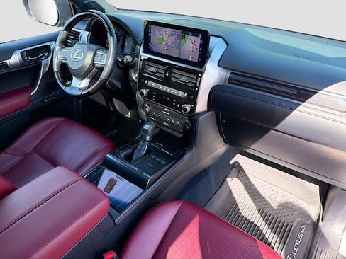 Used 2023 Lexus GX 460 Luxury w/ Sport Design Package AWD/4WD image 28