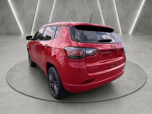 Used 2022 Jeep Compass Limited w/ (RED) Package AWD/4WD image 5