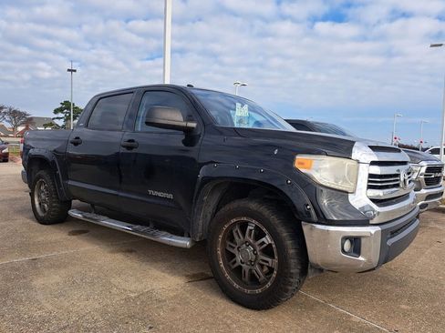 Used 2017 Toyota Tundra SR5 image 3