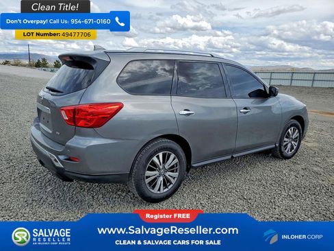 Used 2020 Nissan Pathfinder SV image 4