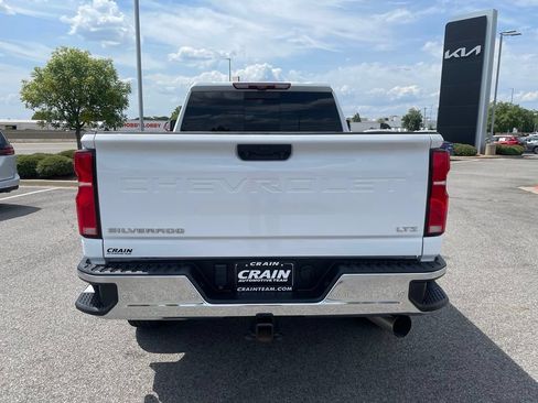 Used 2024 Chevrolet Silverado 2500 LTZ w/ LTZ Convenience Package AWD/4WD image 6