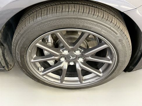 Used 2019 Tesla Model 3 Long Range image 11