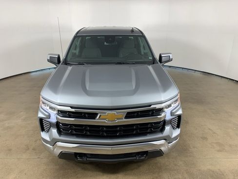 Used 2025 Chevrolet Silverado 1500 LT image 4