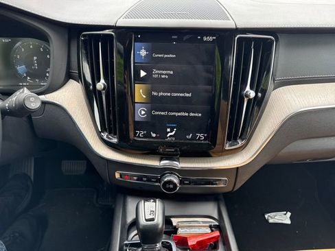 Used 2020 Volvo XC60 T5 Inscription AWD/4WD image 28