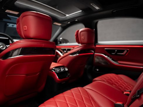 Used 2023 Mercedes-Benz S 500 4MATIC w/ AMG Line image 66