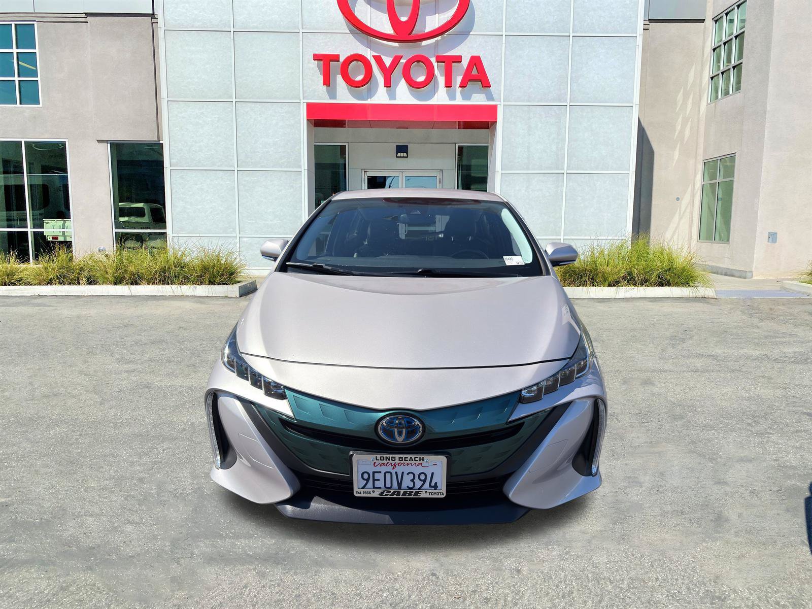 Used 2019 Toyota Prius Prime Premium FWD image 3