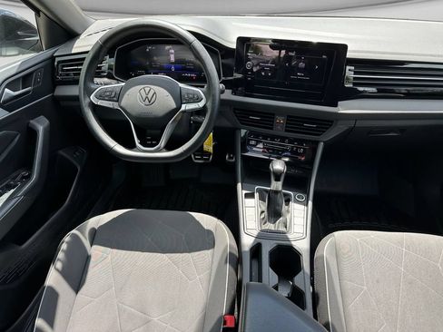 Used 2025 Volkswagen Jetta Sport FWD image 14