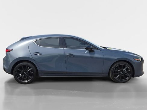 Used 2022 MAZDA MAZDA3 s image 6