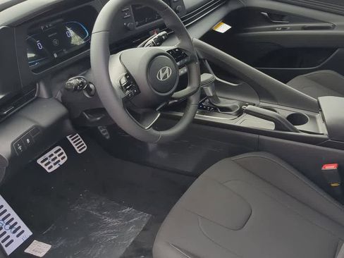New 2026 Hyundai Elantra Sport image 15