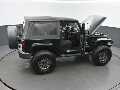 Used 2017 Jeep Wrangler Sahara w/ Connectivity Group image 60
