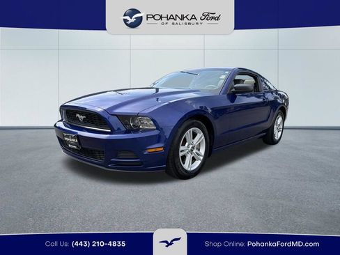 Used 2014 Ford Mustang Coupe RWD image 2