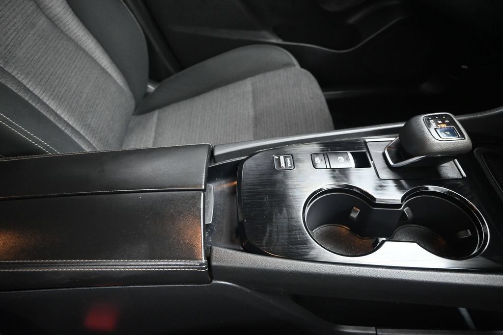 Used 2021 Nissan Rogue SV FWD image 27