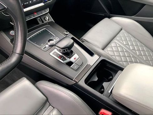 Used 2019 Audi SQ5 Prestige w/ Prestige Package image 25