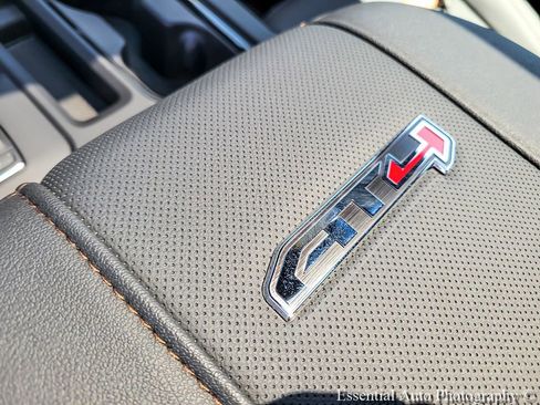 New 2026 GMC Sierra 2500 AT4 w/ AT4 Premium Plus Package AWD/4WD image 18