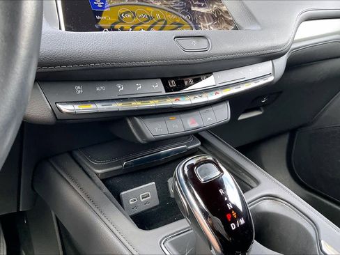 Used 2023 Cadillac XT4 Premium Luxury w/ Enhanced Visibility Package image 30