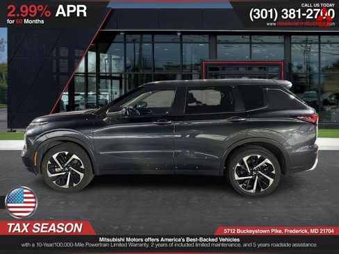 Used 2024 Mitsubishi Outlander SE image 4