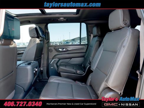 Used 2023 GMC Yukon XL Denali w/ Advanced Technology Package AWD/4WD image 6