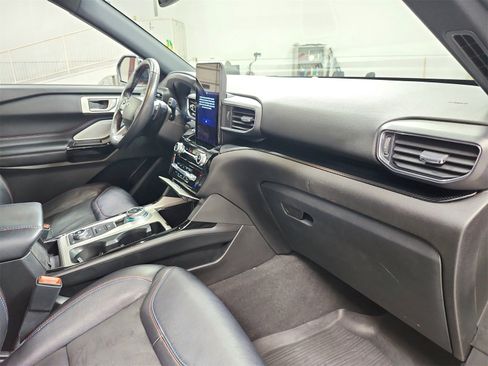 Used 2023 Ford Explorer ST w/ Equipment Group 401A image 37
