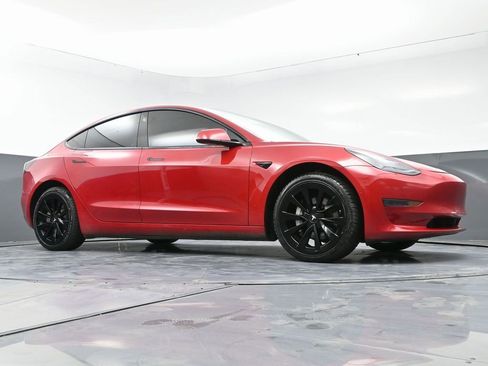 Used 2022 Tesla Model 3 Standard Range image 52