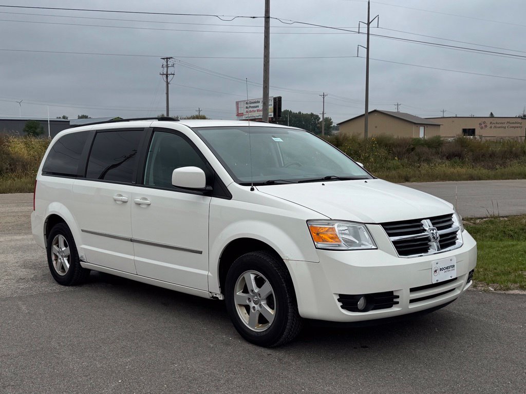 Used 2010 Dodge Grand Caravan SXT FWD image 30