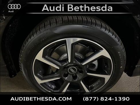 New 2025 Audi Q3 2.0T Premium Plus image 9