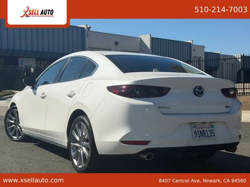 Used 2021 MAZDA MAZDA3 s FWD image 4