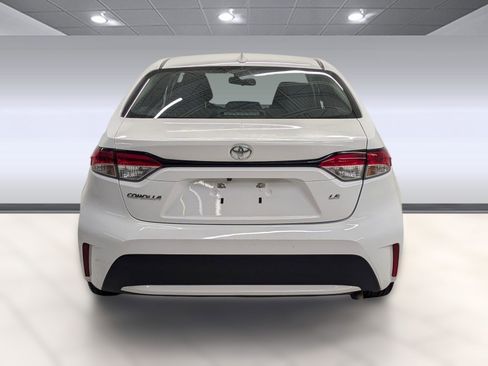 Used 2020 Toyota Corolla LE image 8