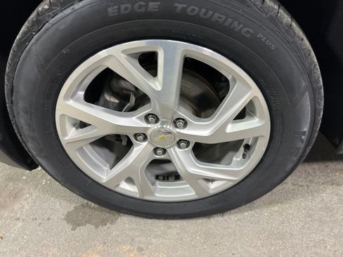 Used 2021 Chevrolet Equinox Premier AWD/4WD image 39