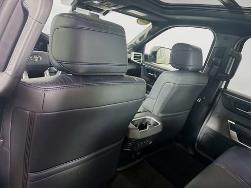 Used 2025 Toyota Tundra Platinum AWD/4WD image 22