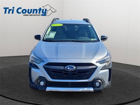 Used 2023 Subaru Outback Limited image 2