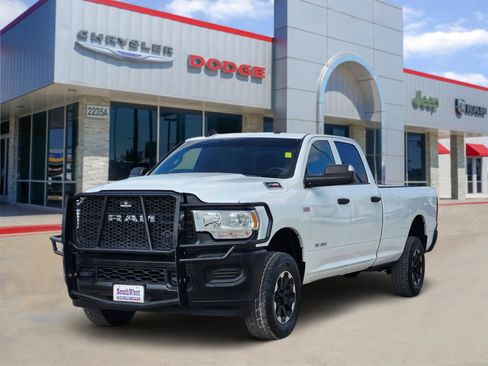 Used 2022 RAM 2500 Tradesman w/ Protection Group image 2