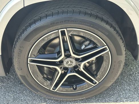 Certified 2025 Mercedes-Benz GLA 250 image 23