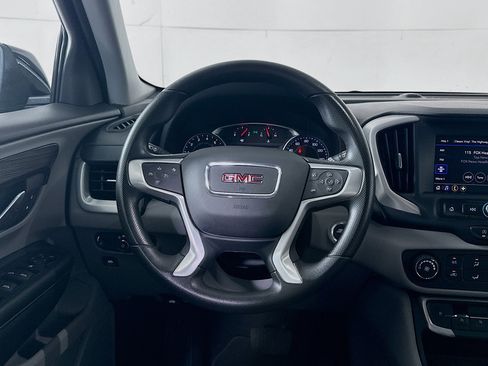 Used 2024 GMC Terrain SLE image 17