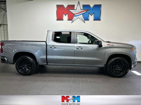 Used 2024 Chevrolet Silverado 1500 RST AWD/4WD image 1