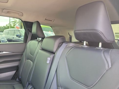 Used 2024 INFINITI QX60 Pure image 31