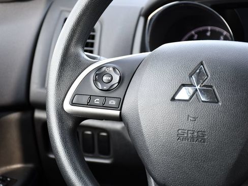 Used 2025 Mitsubishi Outlander Sport ES AWD/4WD image 24