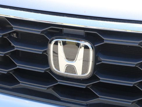 Used 2025 Honda Pilot EX-L image 12
