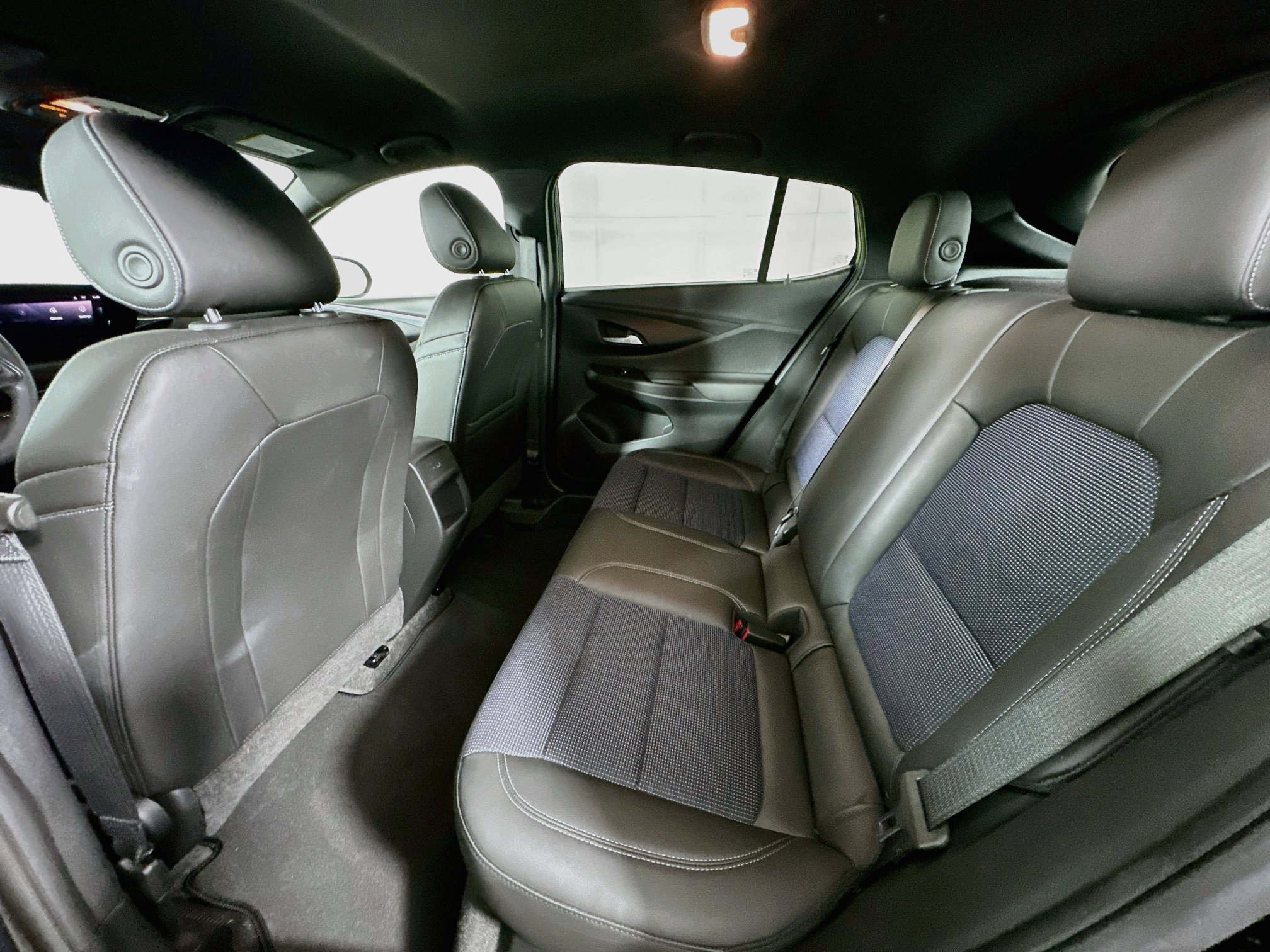 Used 2026 Buick Envista Preferred FWD image 25