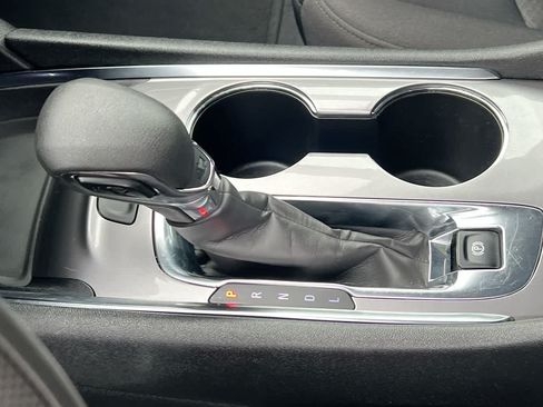 Used 2024 Chevrolet Malibu LT FWD image 20