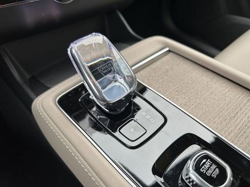 New 2026 Volvo XC90 B6 Ultra w/ Protection Package image 14