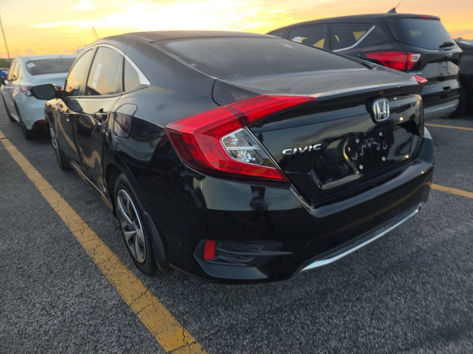 Used 2019 Honda Civic LX image 3
