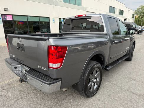 Used 2015 Nissan Titan SV w/ SV Value Truck Package AWD/4WD image 4
