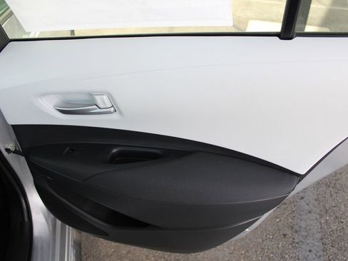 New 2026 Toyota Corolla SE FWD image 47
