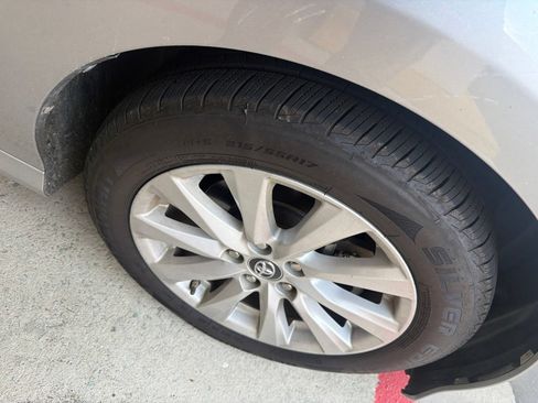 Used 2019 Toyota Camry LE FWD image 8