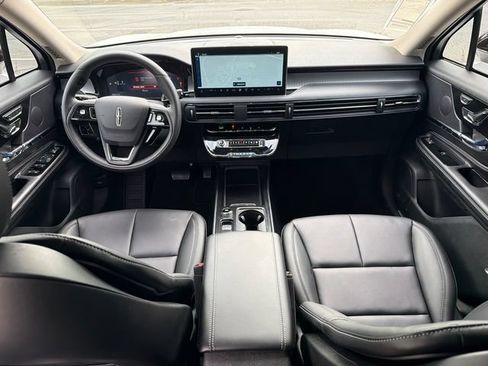 New 2026 Lincoln Corsair Premiere FWD image 23